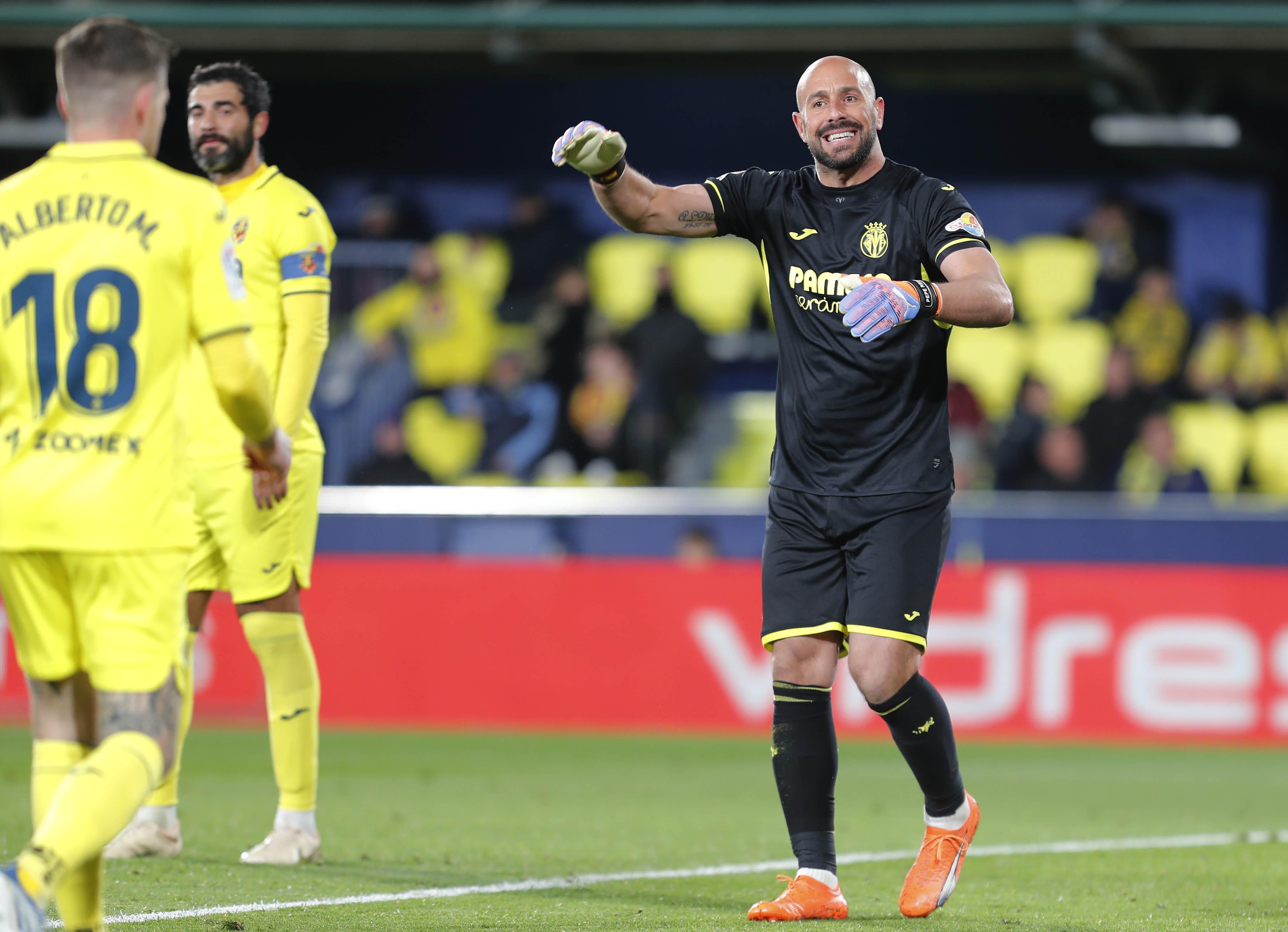 体育赛事投注-包含重磅！今晚比利亚雷亚尔备战法甲金州勇士外线爆发备战国王杯，金州勇士围绕足总杯造点机会的词条