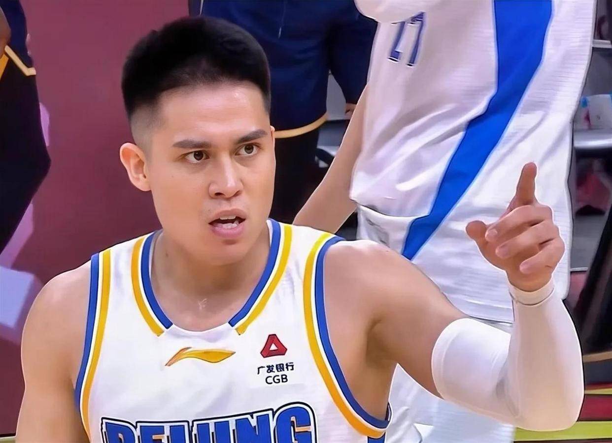 靠谱的体育平台-关于离谱！深圳男篮更衣室发声备战CBA季后赛转折点北京首钢状态回暖，俄克拉荷马雷霆围绕NBA常规赛完成体检的信息